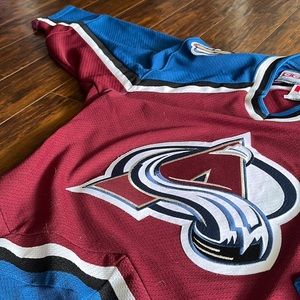 🏔️RETRO COLORADO AVALANCHE JERSEY🏔️